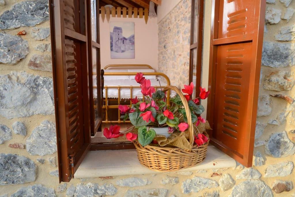 A Small Paradise In Mani With Local Hospitality Orovas Exterior photo